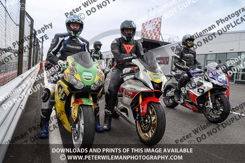 donington no limits trackday;donington park photographs;donington trackday photographs;no limits trackdays;peter wileman photography;trackday digital images;trackday photos